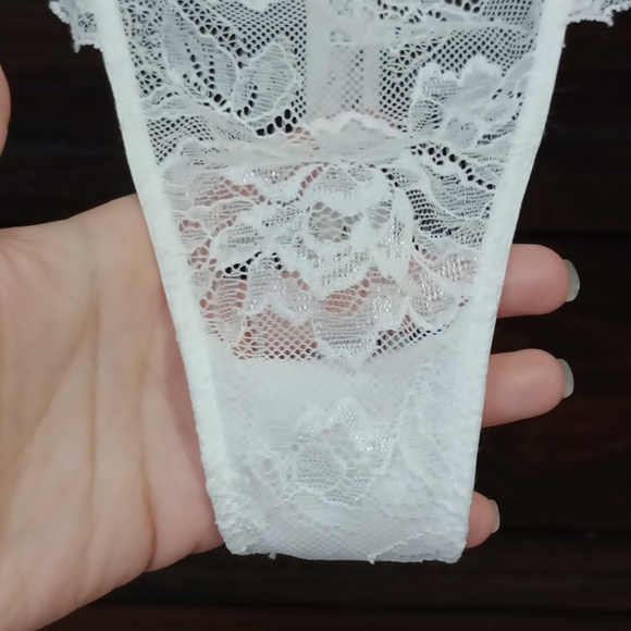 XS White Lace Elegance Bodysuit LaVieEnRose - Picture 7 of 12